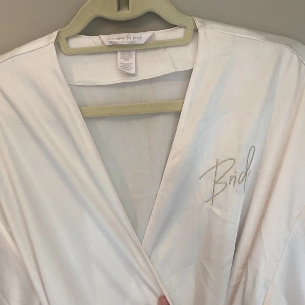 Victoria Secret BRIDE Robe - Picture 2 of 6